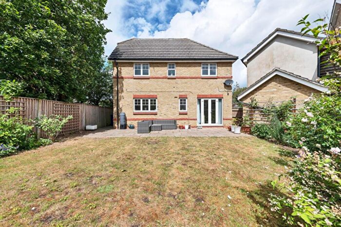 4 Bedroom Detached House For Sale In Heasman Close, Newmarket, CB8