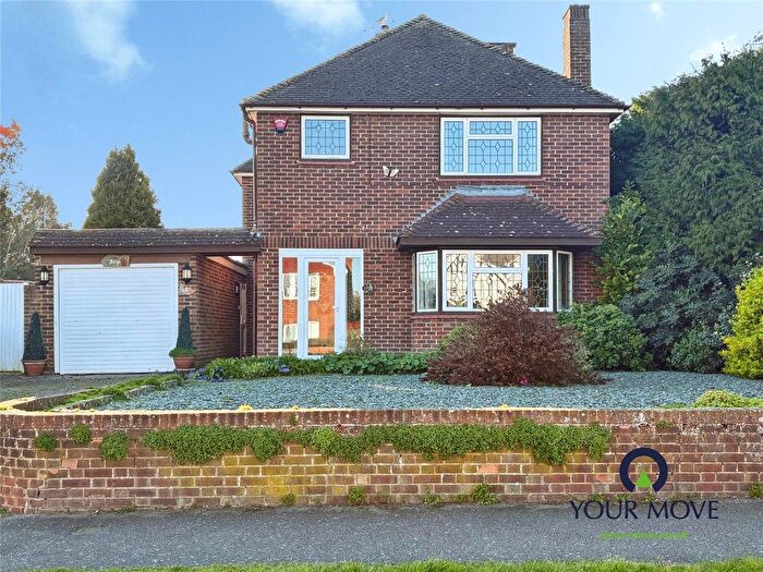 4 Bedroom Detached House For Sale In Park Avenue, Broadstairs, Kent, CT10