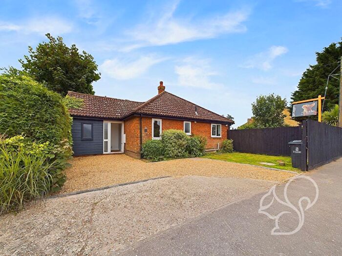3 Bedroom Detached Bungalow For Sale In Winstree Road, Stanway, CO3