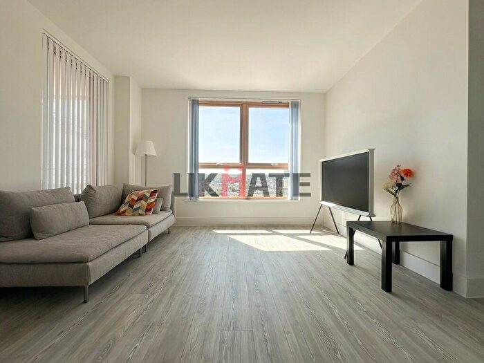 1 Bedroom Flat To Rent In Swift Court, Tavy Bridge, SE2