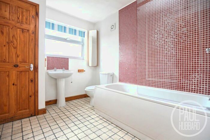 2 Bedroom Terraced House To Rent In Somerton Avenue, Lowestoft, Suffolk, NR32