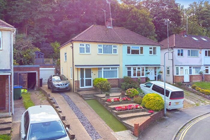 3 Bedroom Semi Detached House For Sale In Winterbourne Close, Lewes, BN7