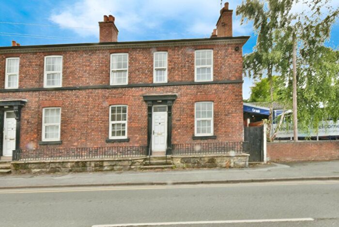 3 Bedroom Semi-Detached House To Rent In Kingsmill Road, Wrexham, LL13