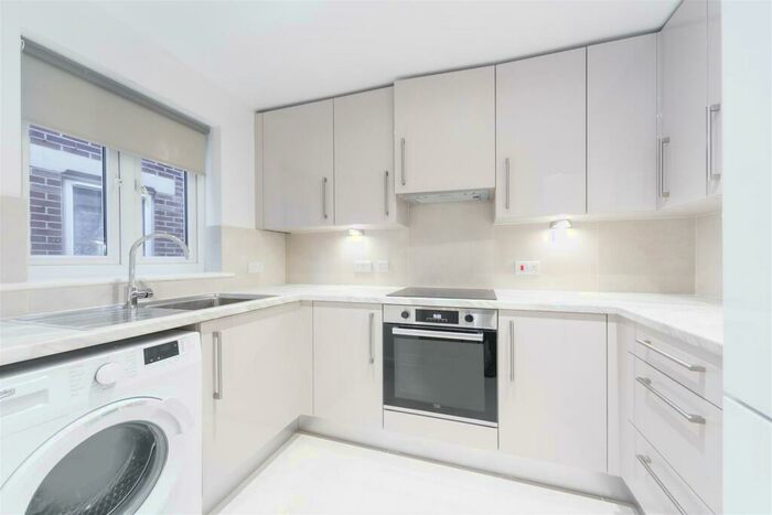1 Bedroom Apartment To Rent In Alwyn Gardens, Hendon, NW4
