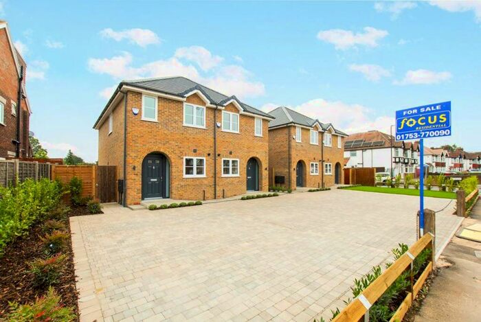 2 Bedroom Property To Rent In Shaggy Calf Lane, Slough SL2