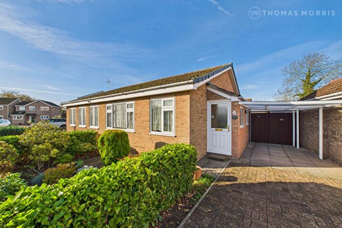 2 Bedroom Bungalow For Sale In Elizabethan Way, Brampton, Huntingdon, PE28