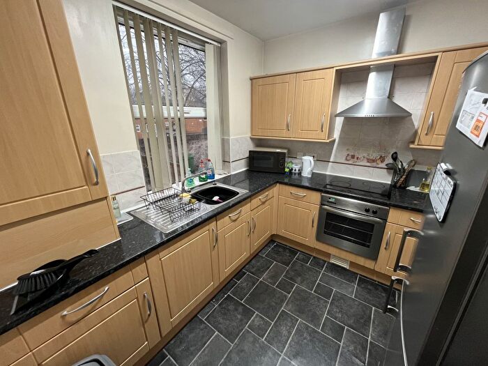 3 Bedroom Flat To Rent In Bed – Wilbraham Road, Fallowfield, M14