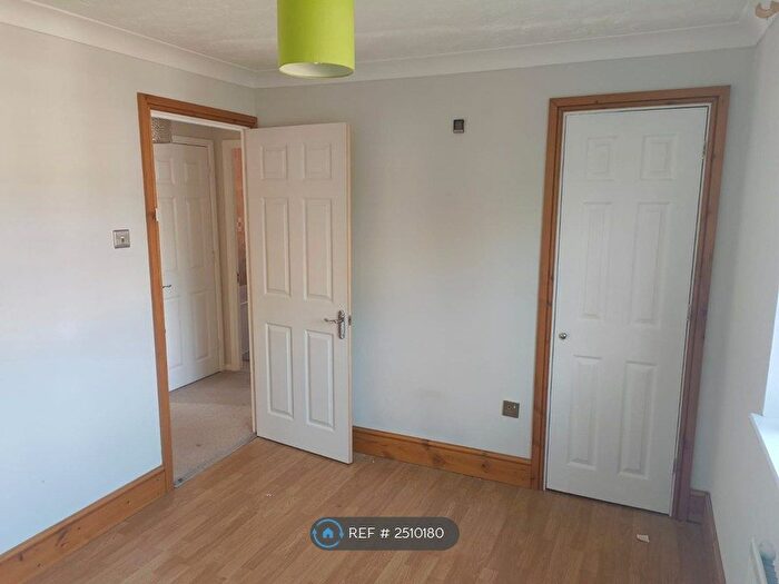 5 Bedroom Detached House To Rent In Hoppers Way, Ashford, TN23