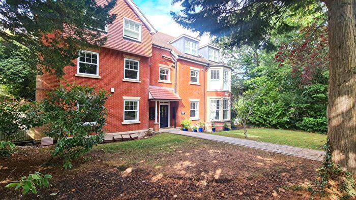 2 Bedroom Flat To Rent In Durham Avenue, BR2