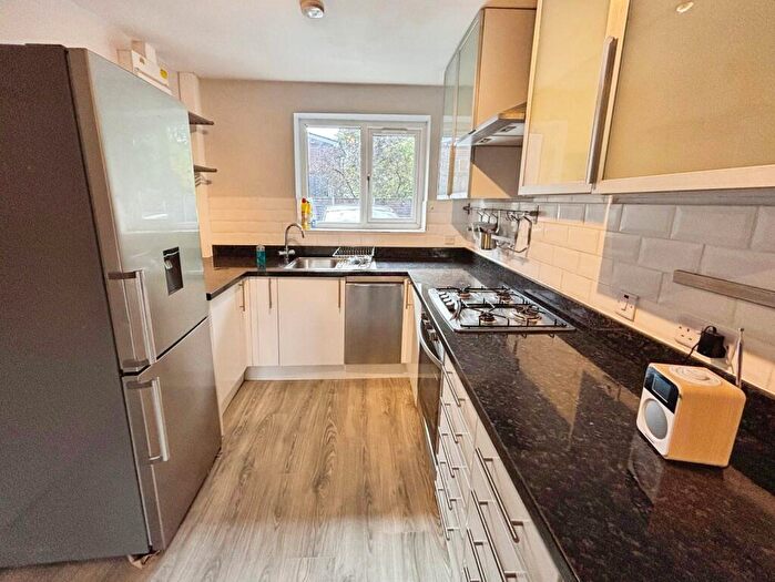4 Bedroom House To Rent In Evans Close, Manchester, Greater Manchester, M20