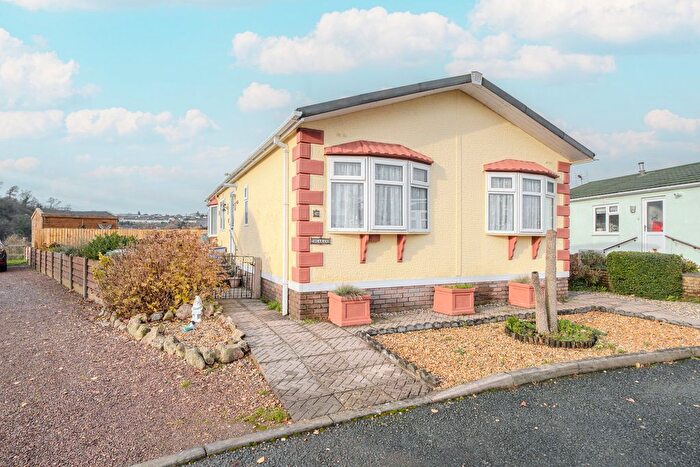 2 Bedroom Park Home For Sale In Severn Bridge Park Homes, Chepstow, NP16