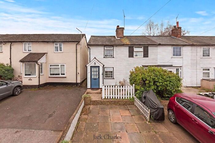 1 Bedroom End Terrace House For Sale In Pembury Road, Tonbridge, TN9
