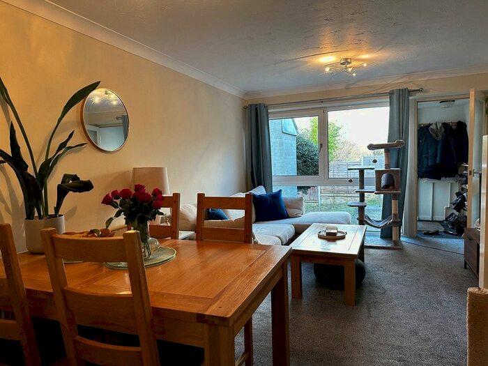 2 Bedroom Terraced House To Rent In Turner Close, Oxford, OX4