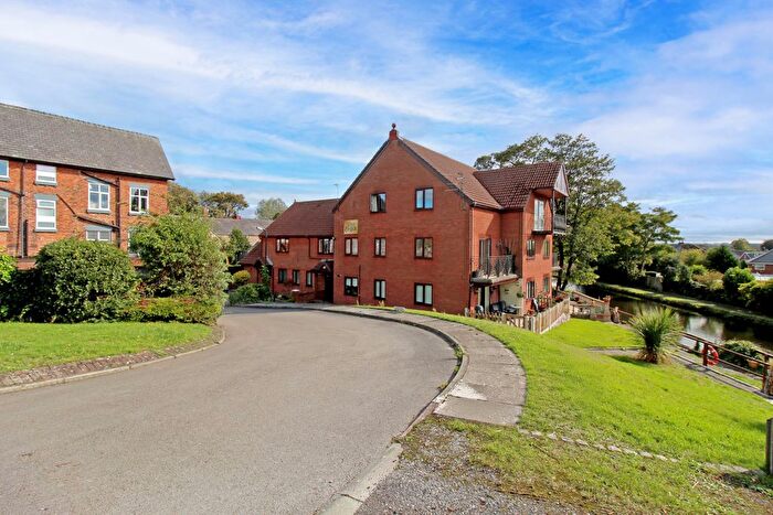 2 Bedroom Flat For Sale In Westway, Maghull, L31
