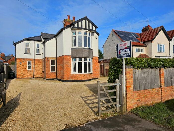 4 Bedroom Detached House To Rent In Cheltenham Road, Longlevens, Gloucester, GL2
