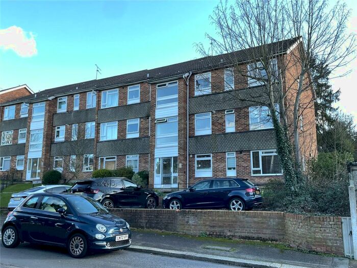 2 Bedroom Apartment To Rent In Somerset Road, New Barnet, Barnet, EN5