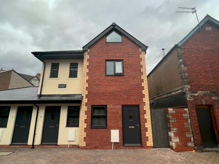 2 Bedroom Flat To Rent In St. Peters Street, Roath, Cardiff, CF24