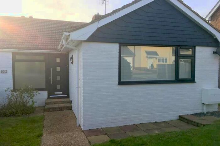 2 Bedroom Detached Bungalow To Rent In Keymer Avenue, BN10