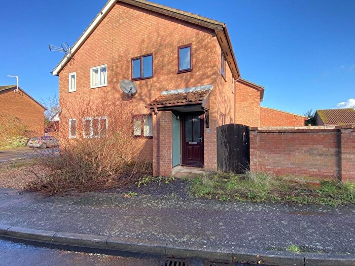 1 Bedroom End Terrace House For Sale In The Sycamores, Milton, Cambridge, CB24