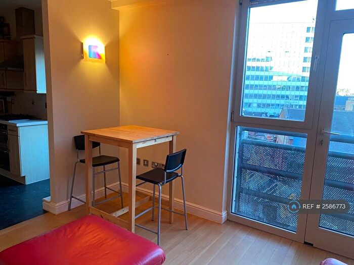 1 Bedroom Flat To Rent In Loxley Court, Nottingham, NG1