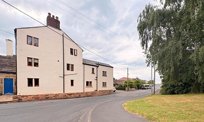 4 Bedroom House For Sale In Mottram Old Road, Stalybridge, SK15