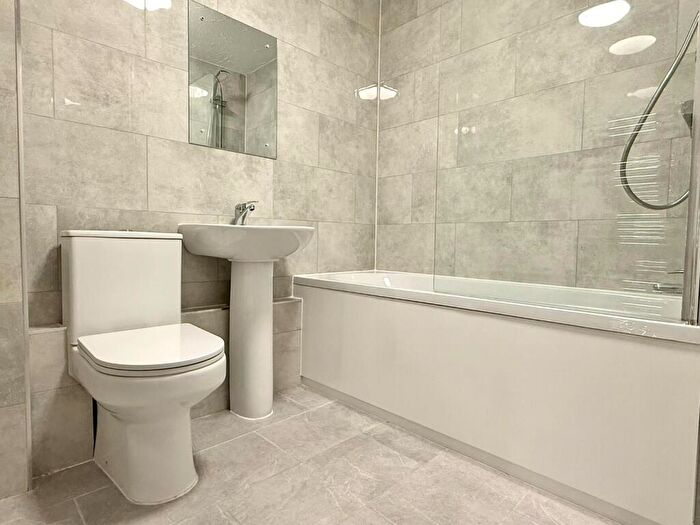 2 Bedroom Flat To Rent In Faulkner Close, Dagenham, RM8