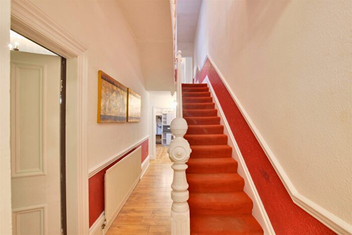 3 Bedroom End Of Terrace House For Sale In Newcastle Road, Fulwell, Sunderland, SR5