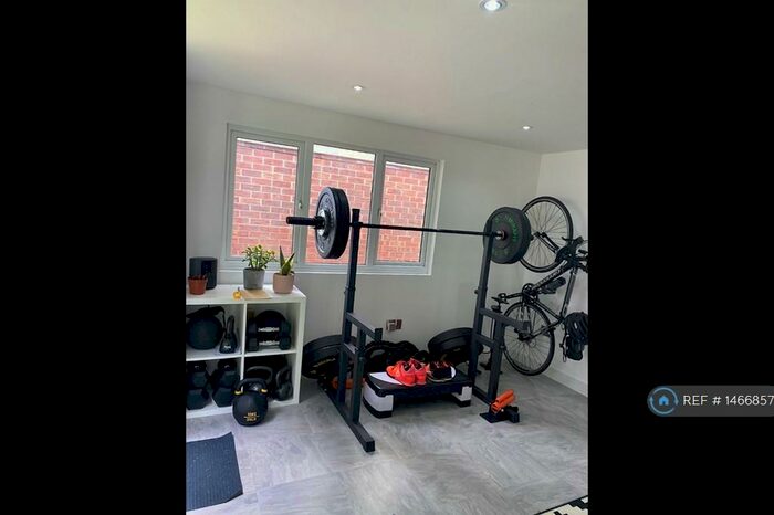 1 Bedroom Maisonette To Rent In Willow Tree Glade, Reading, RG31