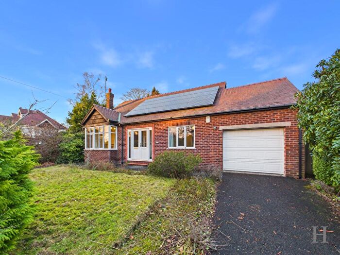 2 Bedroom Detached Bungalow For Sale In Marlborough Drive, Macclesfield, SK10