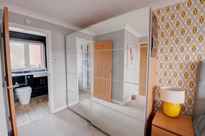 4 Bedroom Detached House For Sale In Miller Close, Bromsgrove, Worcestershire, B60