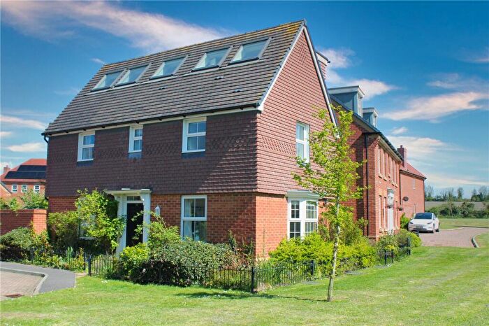5 Bedroom Detached House For Sale In Shuttle Street, Whitchurch, Hampshire, RG28