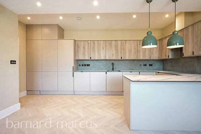 2 Bedroom Apartment To Rent In Central Road, Worcester Park, KT4