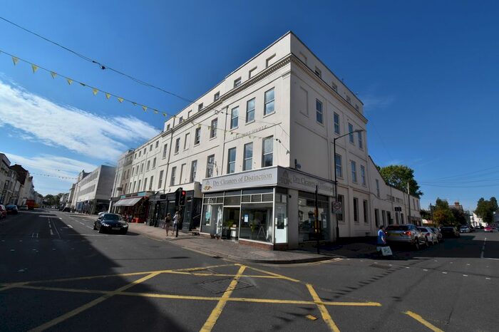 3 Bedroom Flat To Rent In Chandos Street, Leamington Spa, Warwickshire, CV32