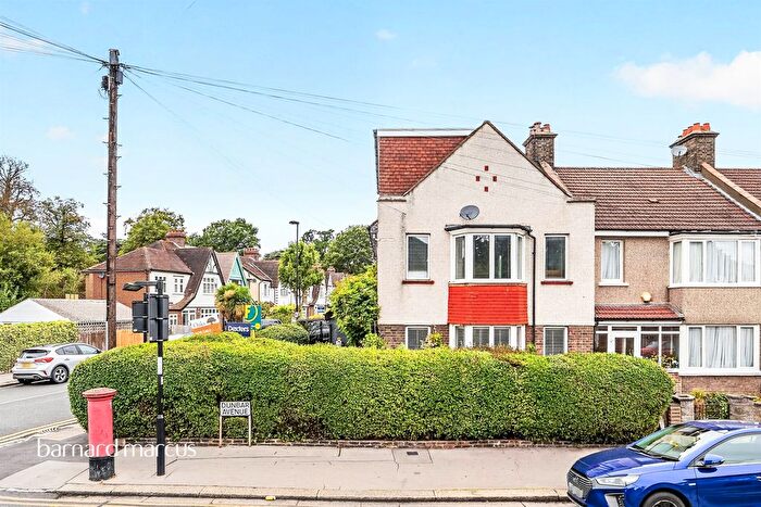5 Bedroom End Of Terrace House For Sale In Dunbar Avenue, London, SW16