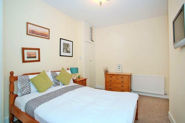 1 Bedroom Flat To Rent In Nellfield Place, City Centre, Aberdeen, AB10