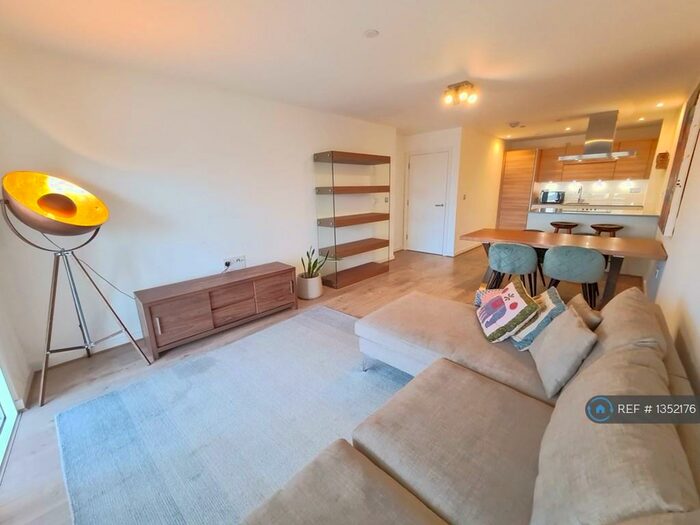 1 Bedroom Flat To Rent In Unex Tower, London, E15