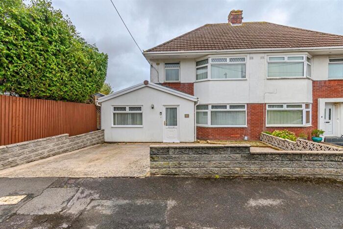3 Bedroom Semi Detached House For Sale In Hawthorn Road, Barry, CF62