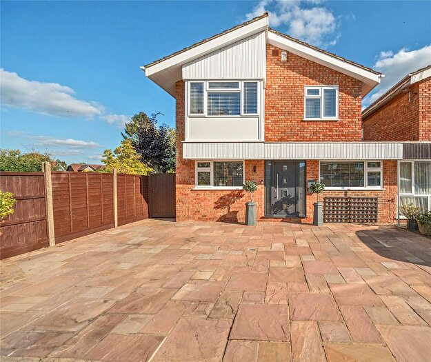 4 Bedroom Detached House For Sale In Foxearth Close, Biggin Hill, Westerham, TN16