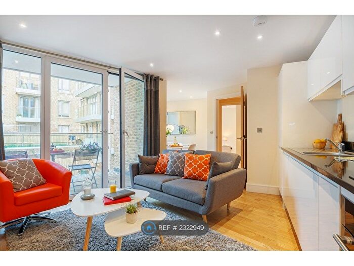 2 Bedroom Flat To Rent In Slate House, London, E14