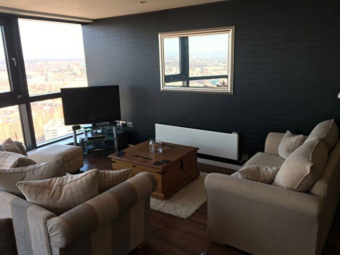 2 Bedroom Flat To Rent In Apartment, Bridgewater Place, Leeds, LS11