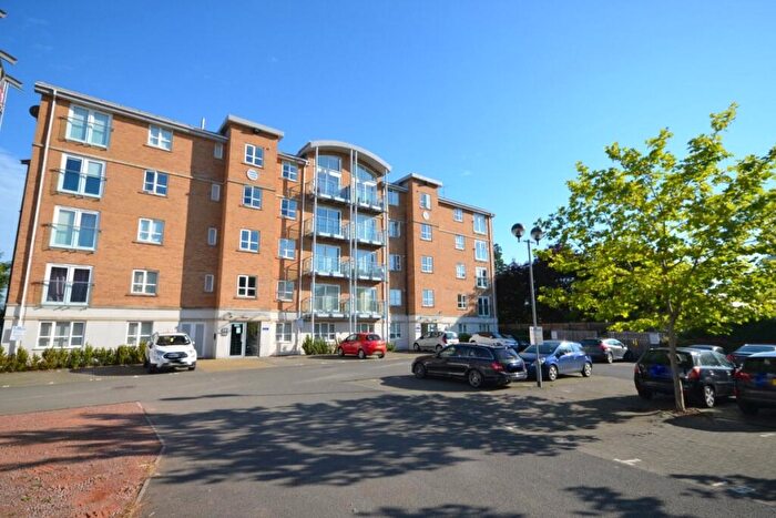 2 Bedroom Flat To Rent In Lion Court, Northampton, NN4