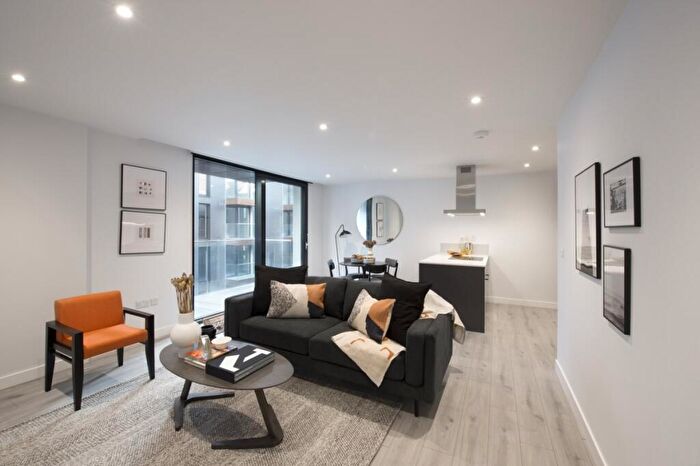 1 Bedroom Flat To Rent In The Courtyard Circus Street, BN2