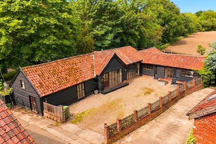 4 Bedroom Barn Conversion For Sale In The Green, Wacton, Norwich, NR15