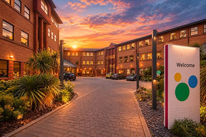 2 Bedroom Flat For Sale In Castle Street, Taunton, TA1