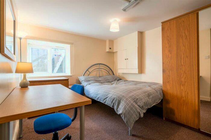 5 Bedroom House To Rent In Roebuck Road, Crookesmoor, Sheffield, S6
