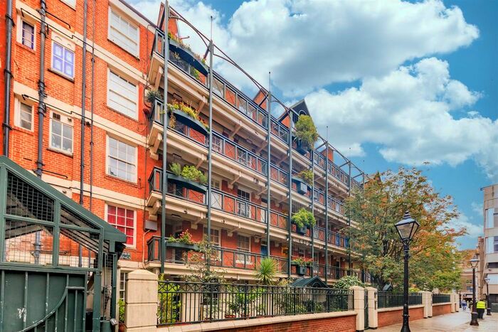 1 Bedroom Flat To Rent In Martlett Court, Covent Garden, WC2B