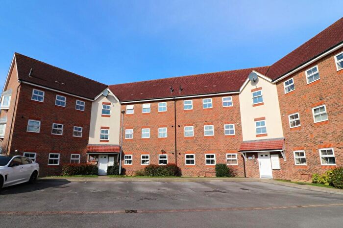 2 Bedroom Apartment For Sale In White's Way, Hedge End, SO30