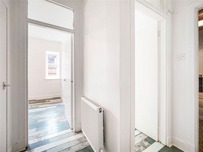 1 Bedroom Flat For Sale In Old Sneddon Street, Paisley, Renfrewshire, PA3