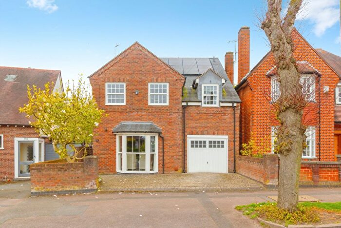 5 Bedroom Detached House For Sale In Letchworth Road, Leicester, LE3