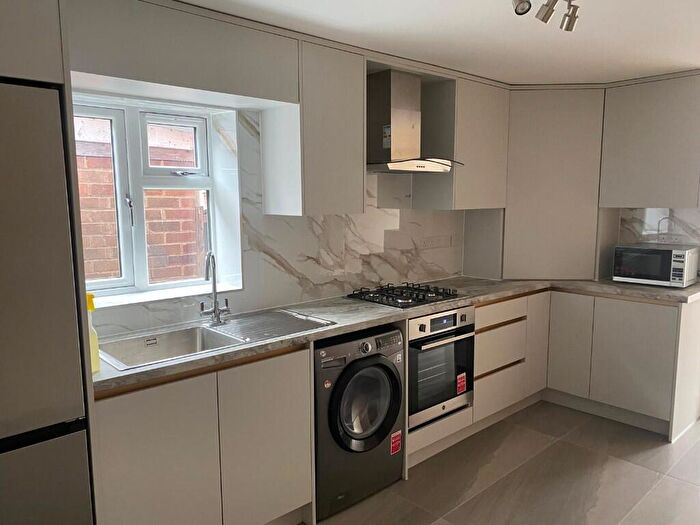 2 Bedroom Flat To Rent In Repton Avenue, Derby, Derbyshire, DE23